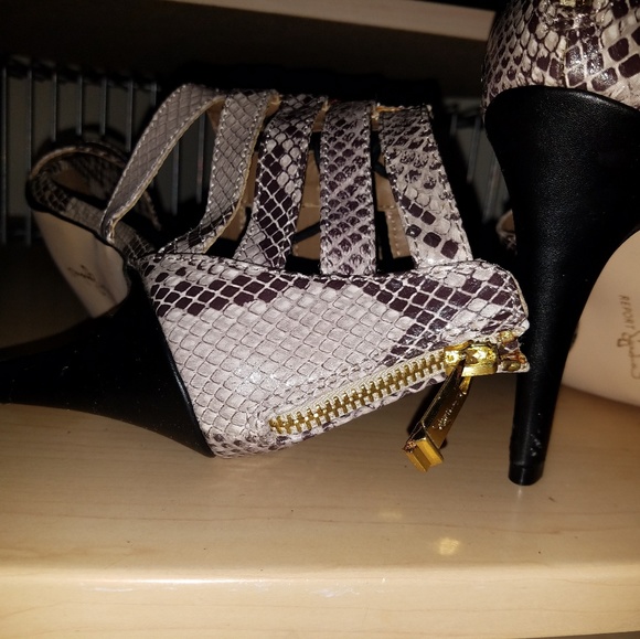 Report signature - Picture 6 of 7